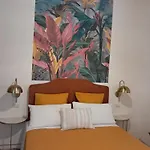 Gasthuis Domus Sirena 4*