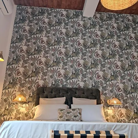 Gasthuis Domus Sirena 4*