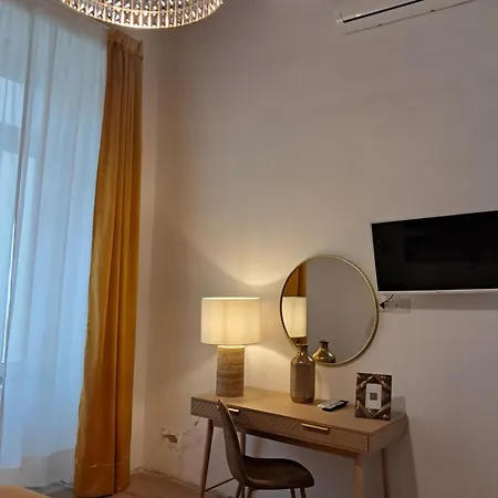 Domus Sirena Konukevi 4*