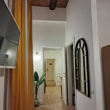 Domus Sirena Konukevi 4*