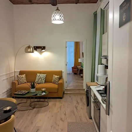 Domus Sirena Konukevi 4*