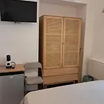 Domus Sirena Πανσιόν 4*